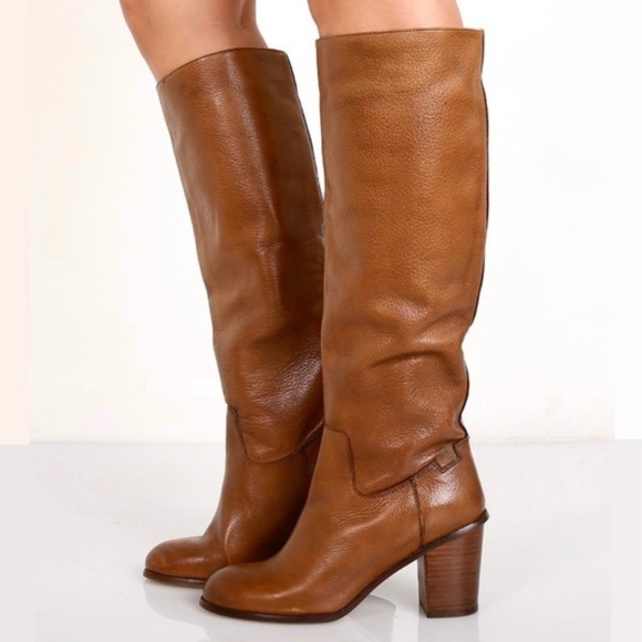 Seychelles black leather boots! ✨ - Picture 1 of 8